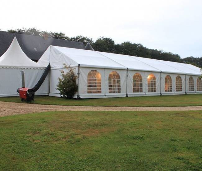 Location de tentes pour un mariage et un vin d'honneur a Héricourt en Caux