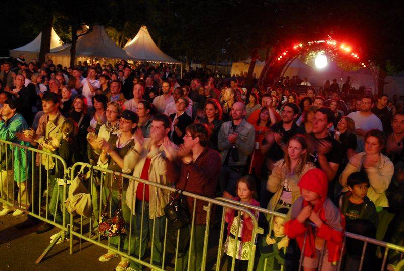 Location de tente Garden Cottage pour aire de fête à Saint Etienne du Rouvray