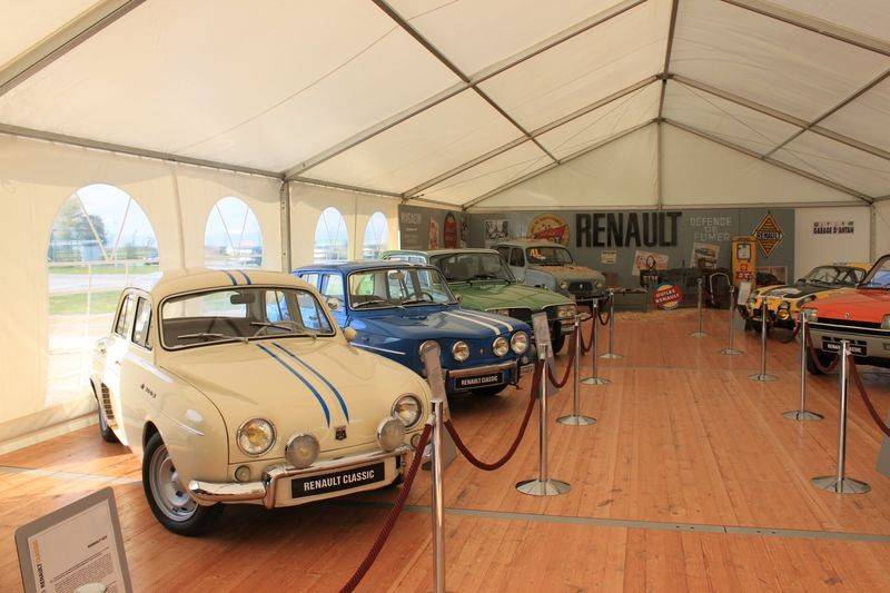 Location de tente pour exposition de voiture dans l'Eure