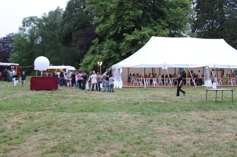 Location de tente pour festival et stand pour abriter les régies pres d'Yvetot.