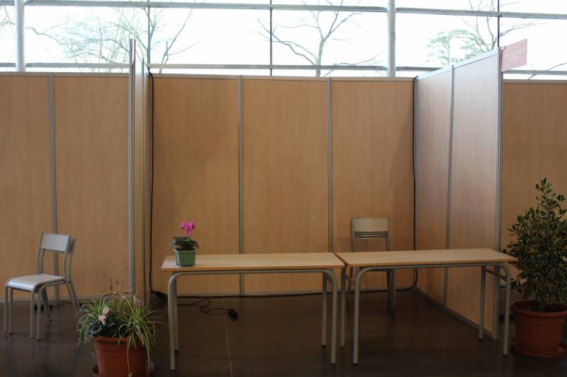 Installation de cloisons pour stand dans salon en Normandie