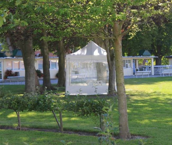 Tente et Stand a l'Hippodrome de Dieppe.