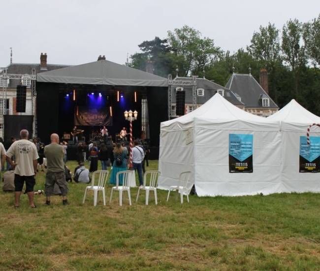 Location de tente pour festival et stand pour abriter les régies pres d'Yvetot.